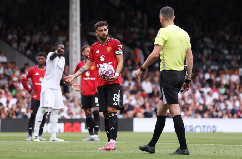 英超-B费失点 曼联1-1富勒姆暂列积分榜第16