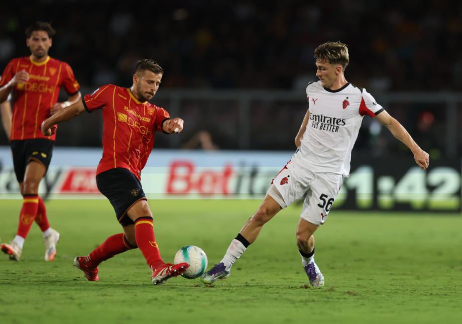 意甲-莫德里奇送助攻 米兰2-0莱切迎首胜