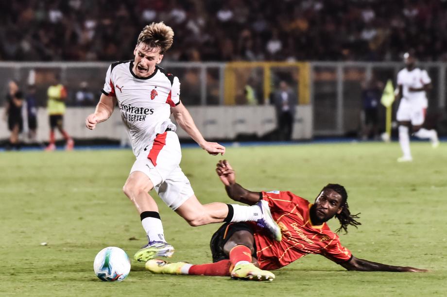 意甲-莫德里奇送助攻 米兰2-0莱切迎首胜