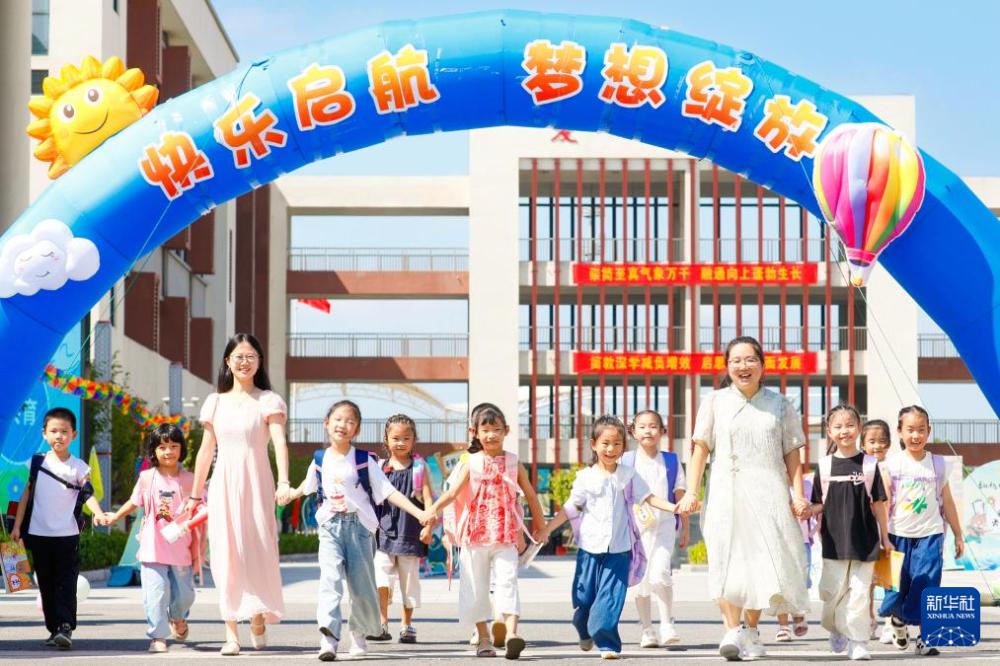 揭秘国产网红幕后江湖吃瓜群竟成黑料交易所