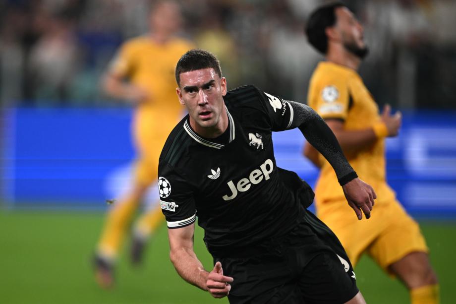 欧冠-弗拉霍维奇2射1传凯利绝平 尤文4-4多特