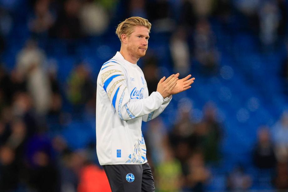 哈兰德欧冠50球+造红牌 曼城2-0十人那不勒斯