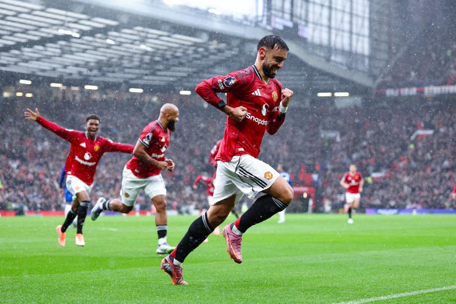 英超-B费、卡塞米罗破门 十人曼联2-1十人切尔西