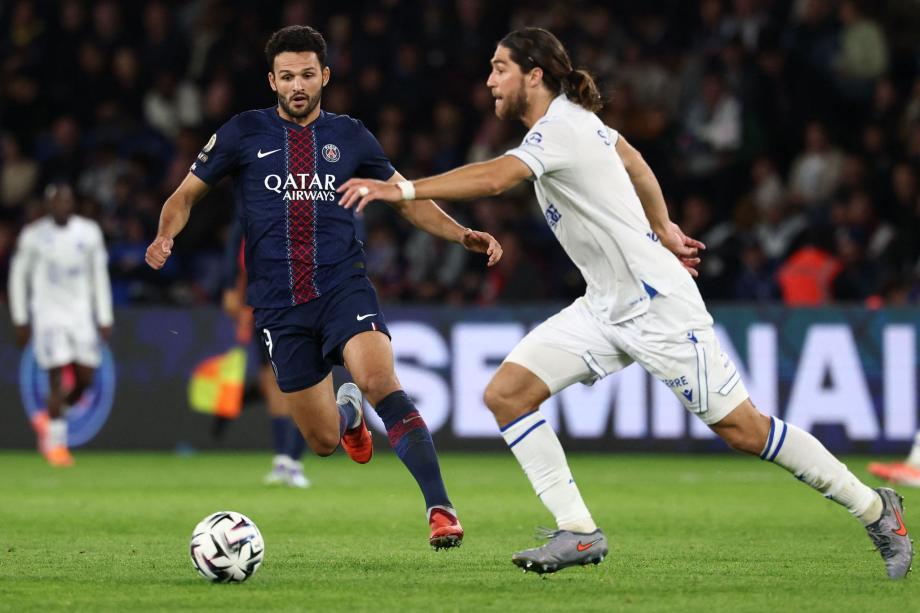 双中卫双双破门 巴黎圣日耳曼2-0胜欧塞尔