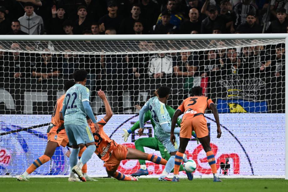 卡巴尔替补救主 尤文图斯1-1平十人亚特兰大