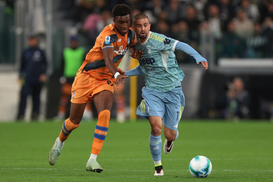 卡巴尔替补救主 尤文图斯1-1平十人亚特兰大