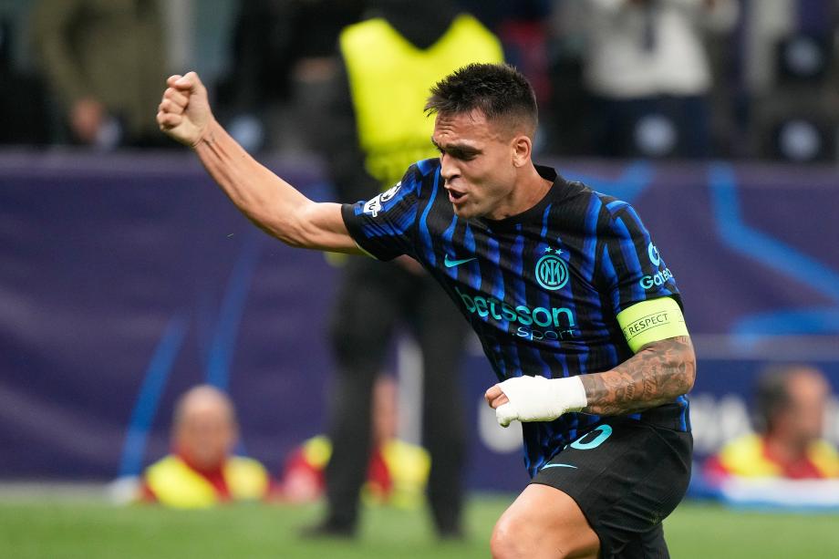 劳塔罗双响邓弗里斯建功 国米3-0获欧冠两连胜