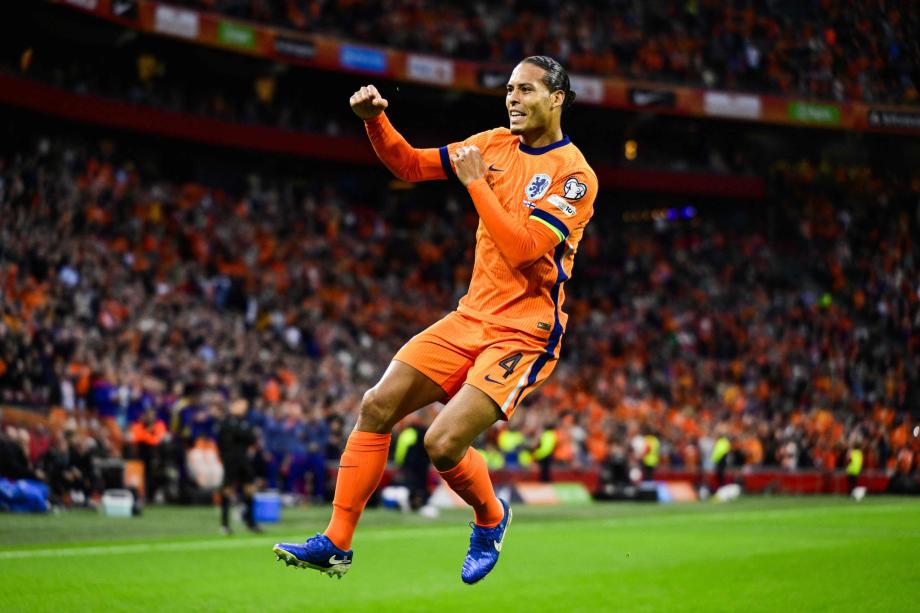 [图]世预赛-德佩传射加克波范迪克破门 荷兰4-0芬兰