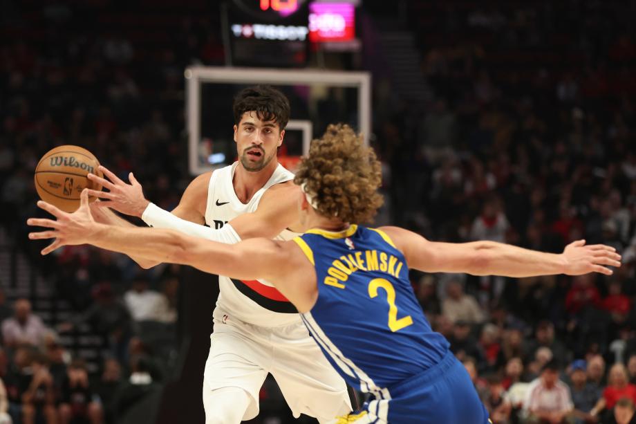 NBA季前赛:杨瀚森9分6篮板 开拓者不敌勇士