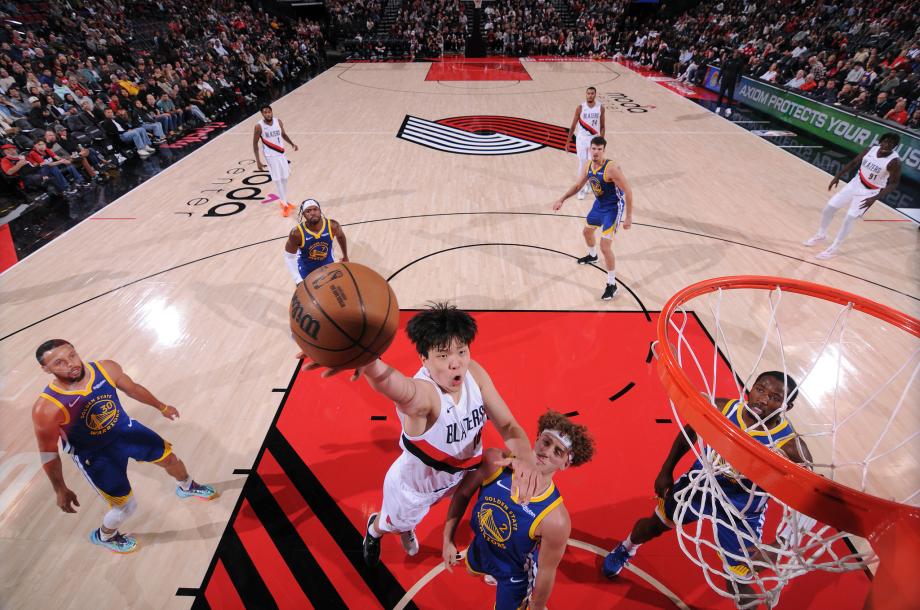 NBA季前赛:杨瀚森9分6篮板 开拓者不敌勇士