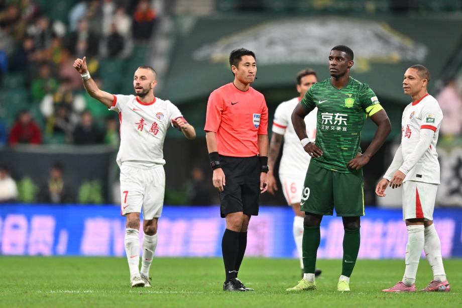 萨里奇帽子戏法 青岛海牛客场战胜北京国安