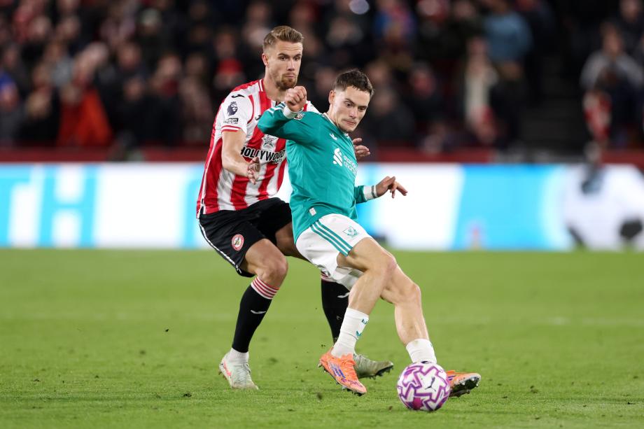 英超-萨拉赫破门范戴克送点 利物浦2-3布伦特福德