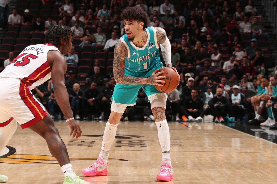 阿德巴约26分三球20+8+9 热火大胜黄蜂取3连胜