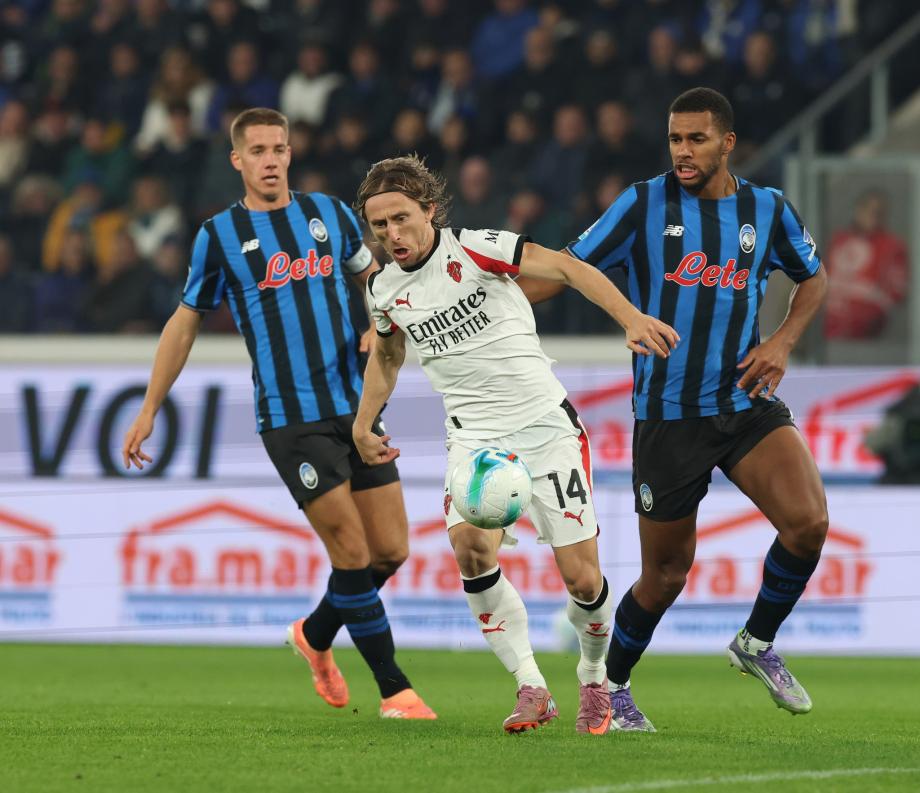 意甲-卢克曼破门莱奥半场伤退 米兰1-1亚特兰大