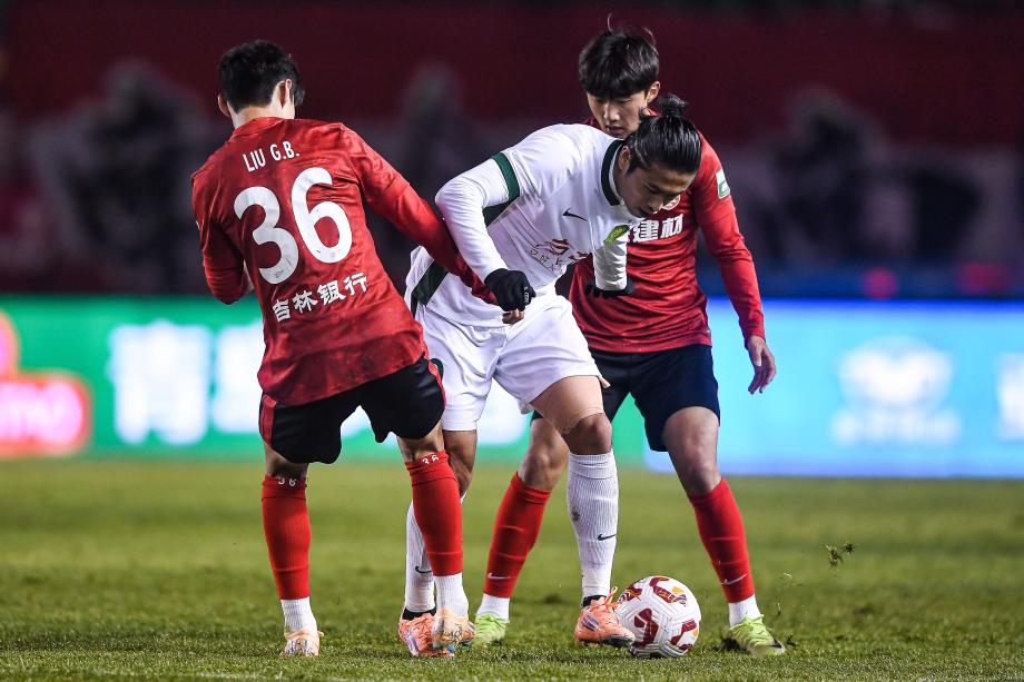 法比奥梅开二度 北京国安客场完胜长春亚泰