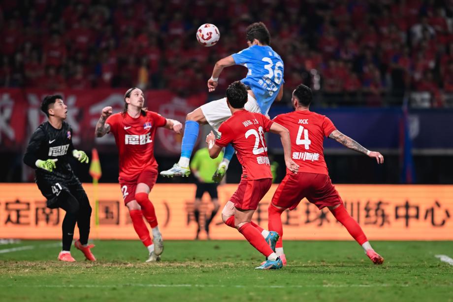 杨铭锐毕津浩进球 梅州客家主场平大连英博