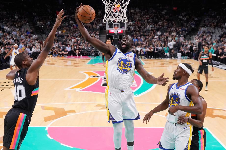 库里46+5+5文班亚马空砍三双 勇士逆转战胜马刺