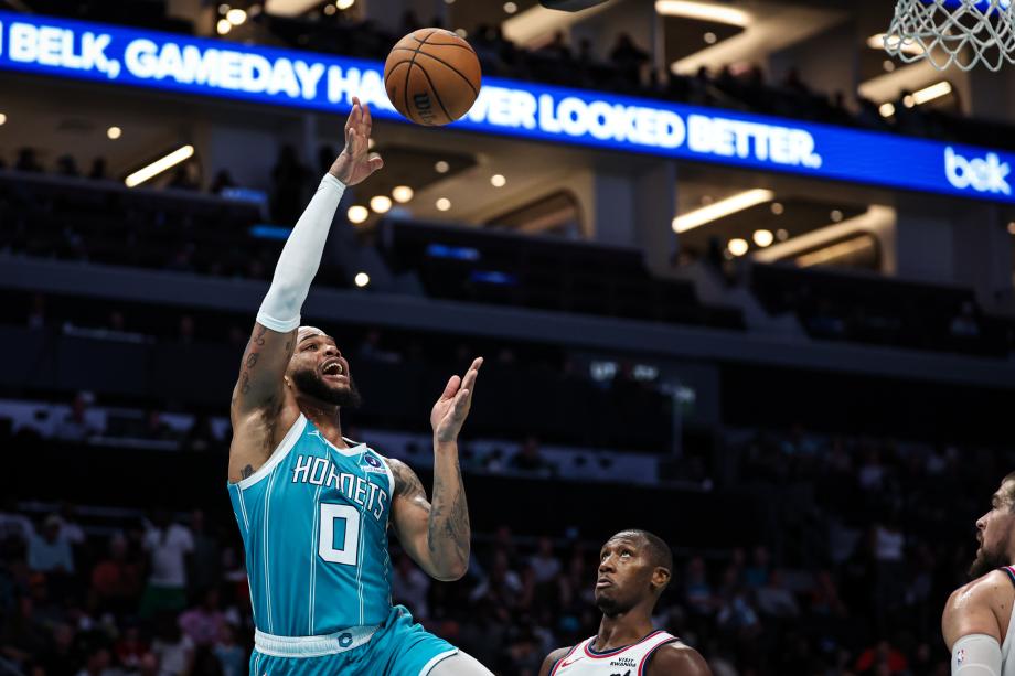 哈登55分刷新队史单场纪录 快船力擒黄蜂