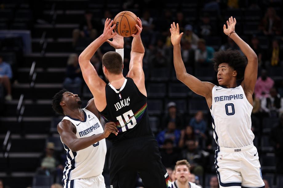 约基奇17+10+16兰代尔26分 掘金战胜灰熊