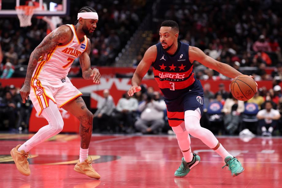 麦科勒姆46分萨尔27+11 奇才大胜老鹰