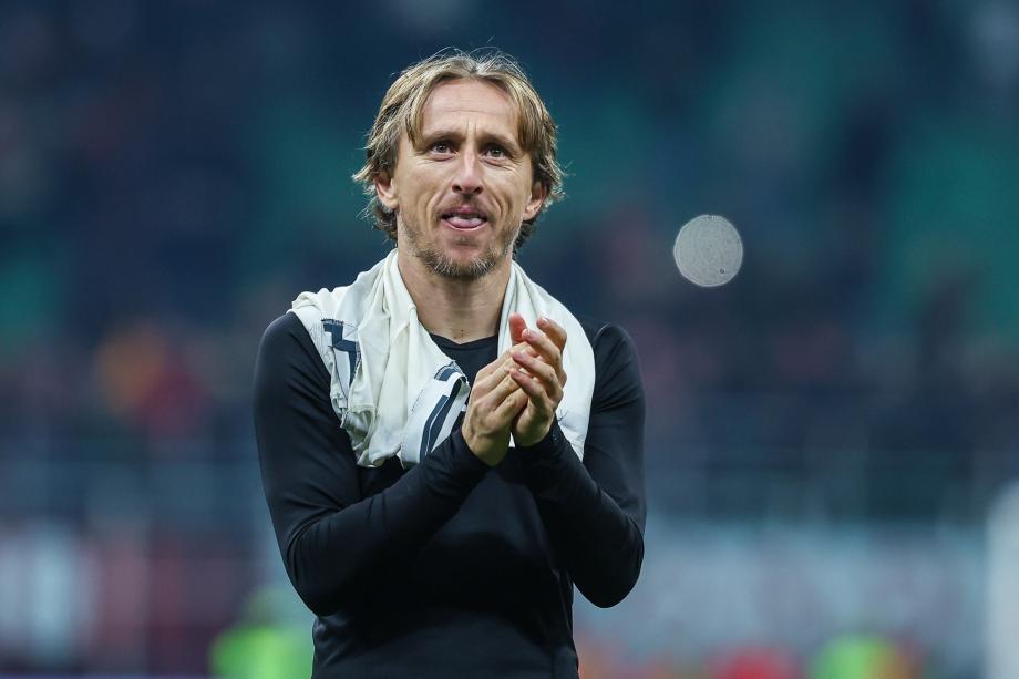 莱奥破门阿莱格里染红 米兰1-0拉齐奥联赛12轮不败