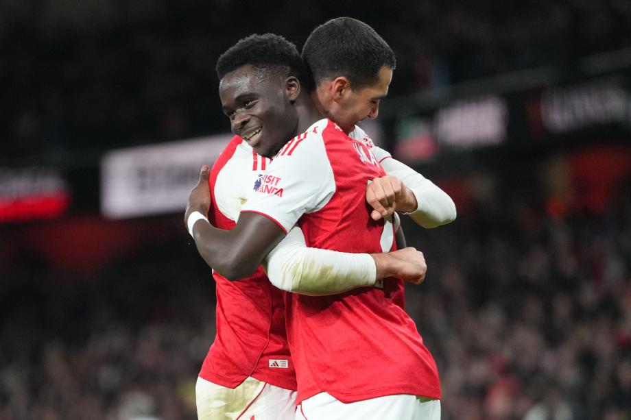 梅里诺传射萨卡破门 阿森纳2-0击败布伦特福德