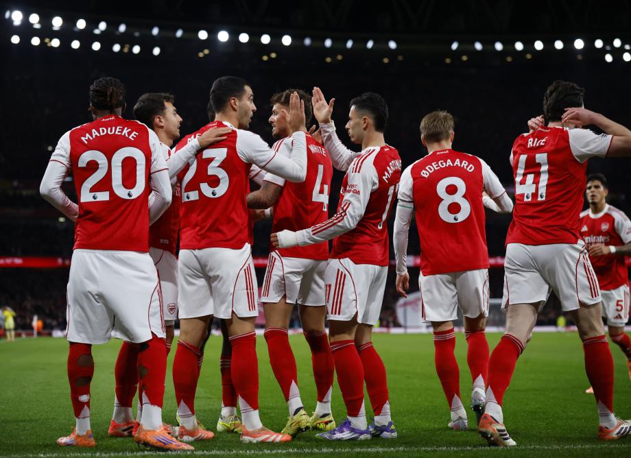 梅里诺传射萨卡破门 阿森纳2-0击败布伦特福德