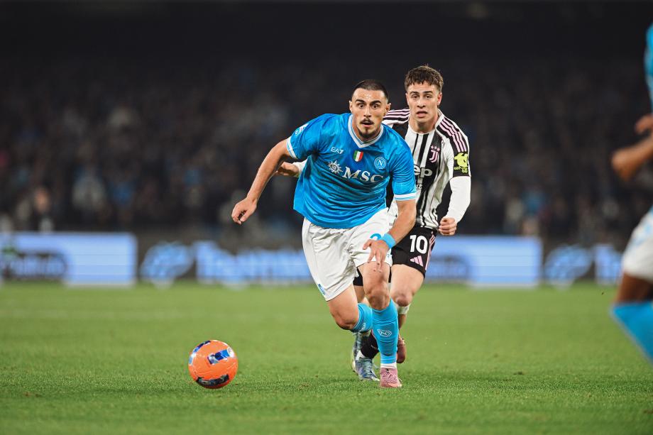 霍伊伦双响伊尔迪兹破门 那不勒斯2-1尤文图斯