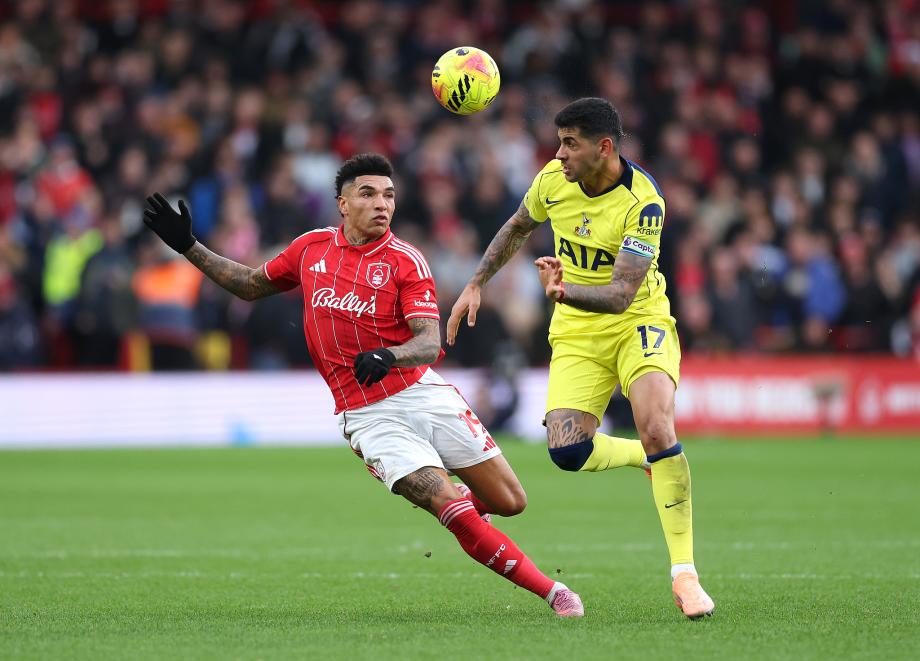 英超-奥多伊2射1传 热刺0-3不敌诺丁汉森林