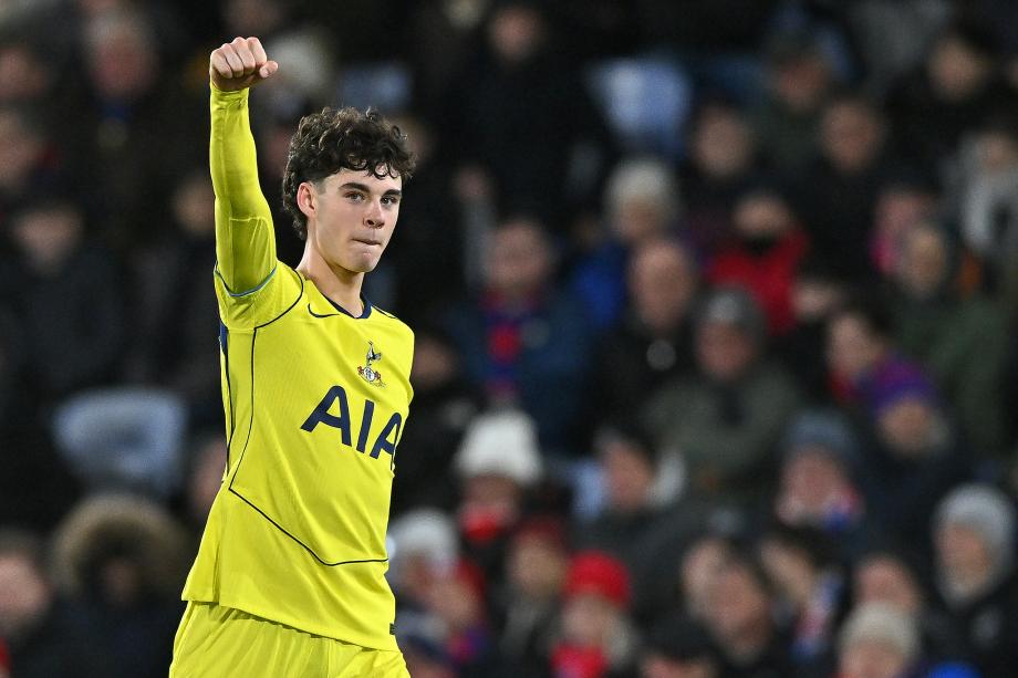 英超-格雷头球制胜 热刺1-0水晶宫止2连败