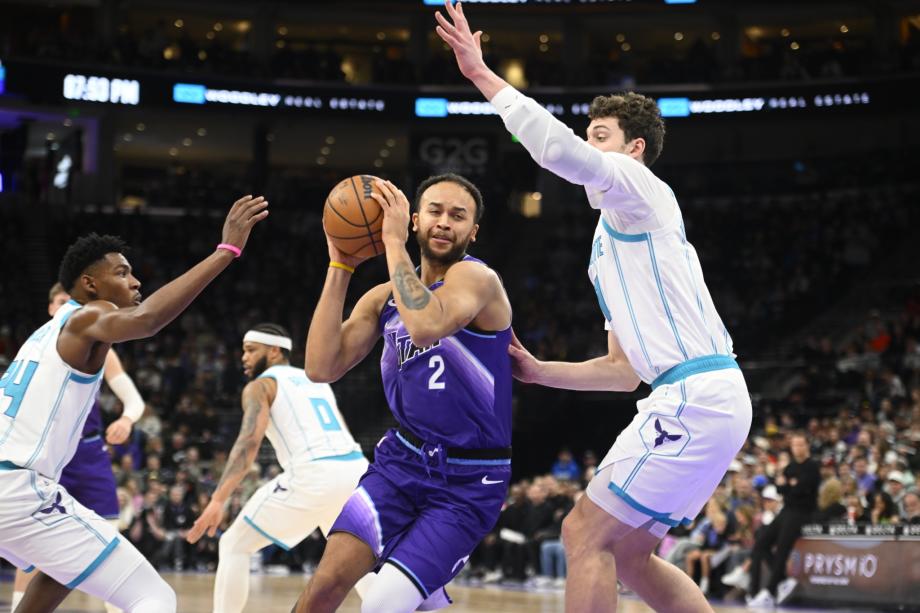 鲍尔17+5+5黄蜂9人上双150-95狂胜爵士55分