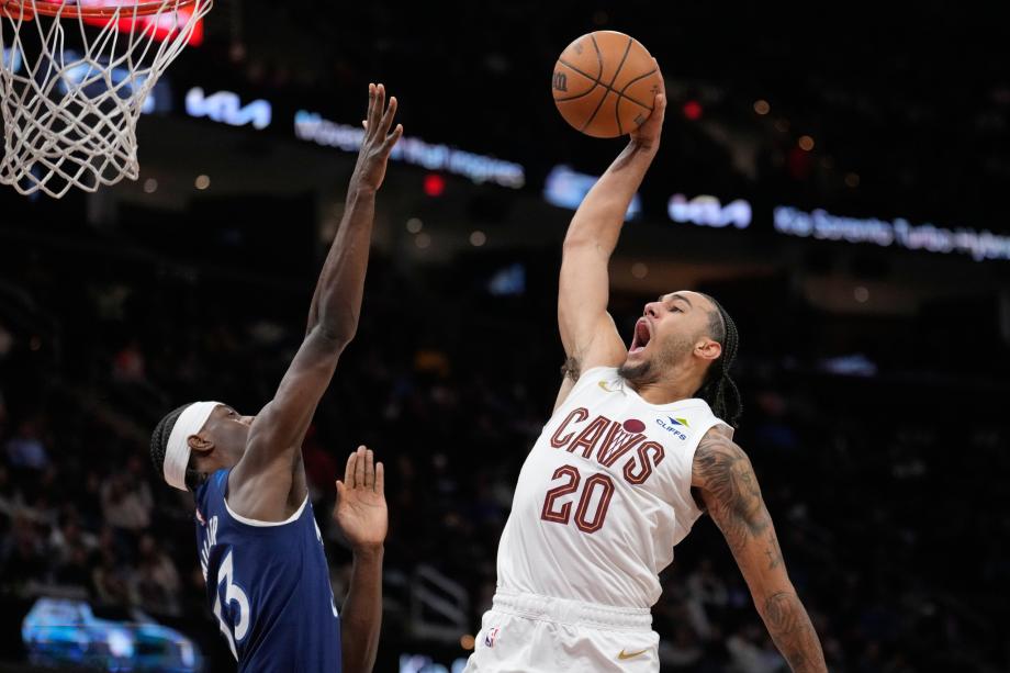 爱德华兹25+5骑士5人得分20+主场复仇森林狼