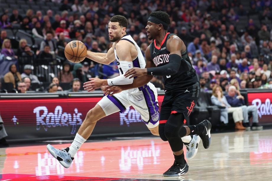 德罗赞22分杜兰特23分 国王送火箭三连败