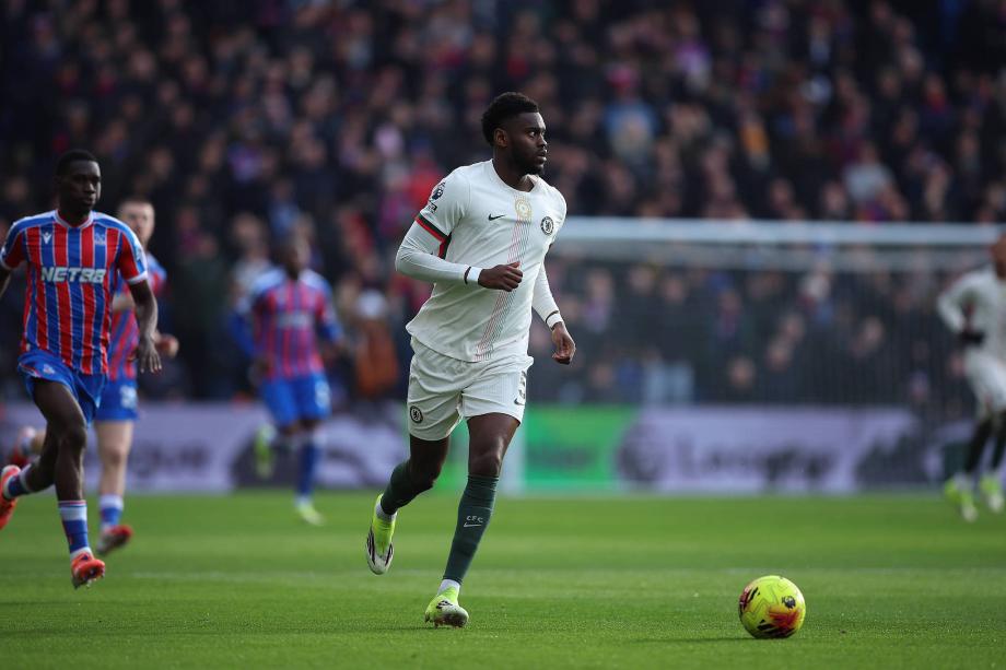 切尔西3-1十人水晶宫！双线3连胜升第五