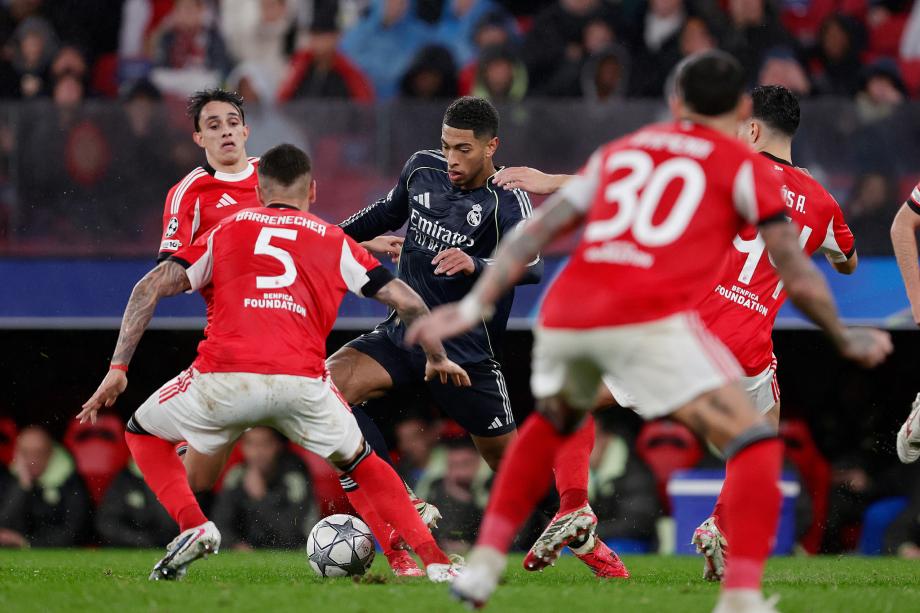 欧冠-门将特鲁宾绝杀 皇马2-4本菲卡无缘直通16强