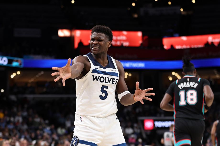 爱德华兹33分杰罗姆复出20+6 森林狼送灰熊6连败