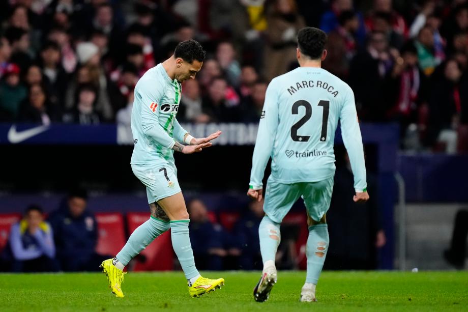 西甲-安东尼世界波破门 皇家贝蒂斯1-0客胜马竞