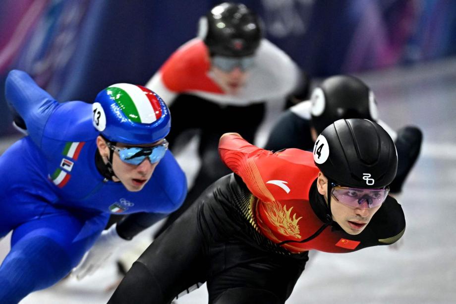 [图]冬奥会短谈速滑须眉1000米初赛 中国队满额晋级