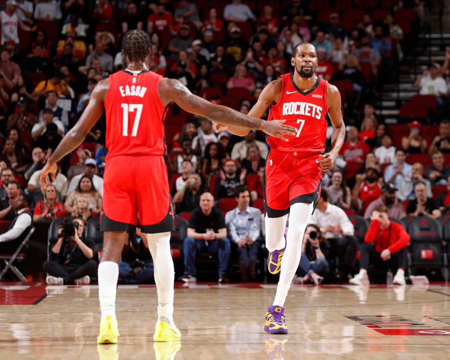 杜兰特26分莱昂纳德24分 火箭102-95胜快船