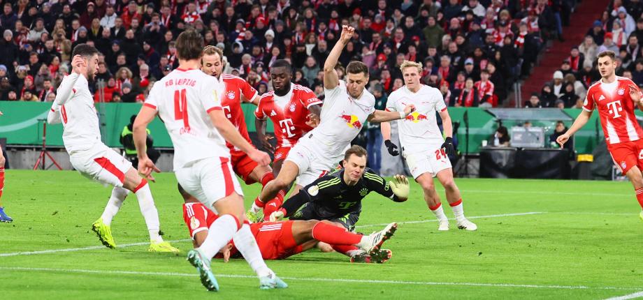 凯恩点射迪亚斯破门 拜仁2-0挺进德国杯四强