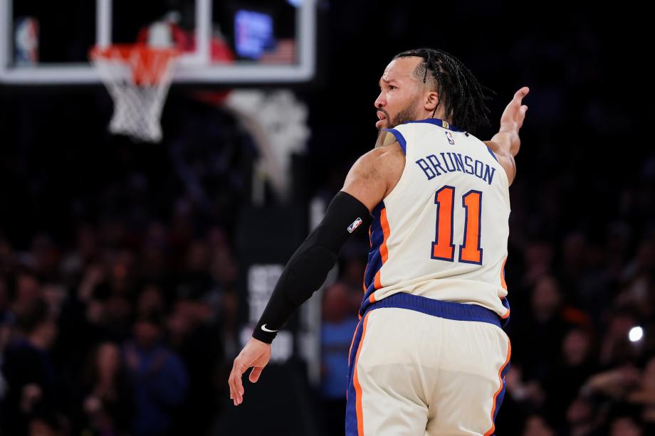 杜兰特空砍30分 火箭末节崩盘遭尼克斯逆转