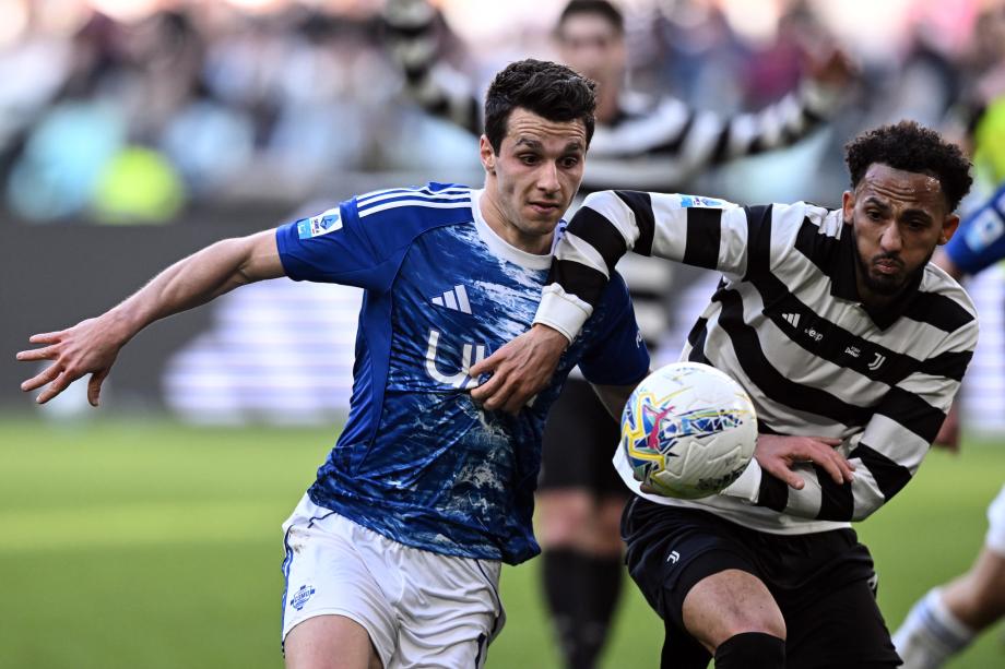 迪格雷戈里奥送礼 尤文图斯主场0-2不敌科莫