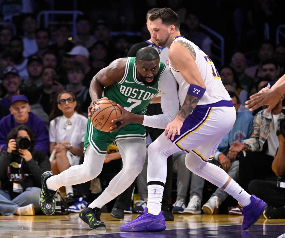 詹姆斯20分东契奇25分 湖人22分惨败凯尔特人