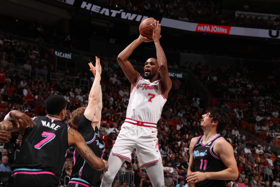 火箭负热火无缘四连胜！杜兰特32分阿门20+11