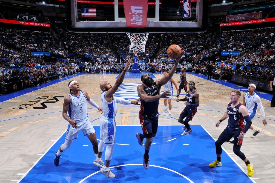 贝恩35+6哈登30+8 魔术战胜骑士豪取五连胜