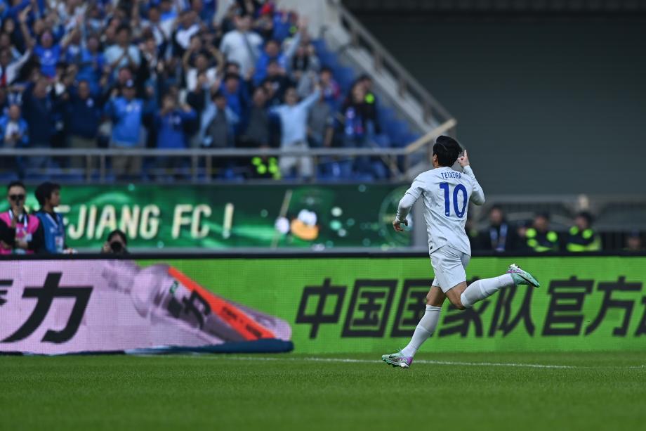 特谢拉破门王钰栋进球 上海申花战平浙江队