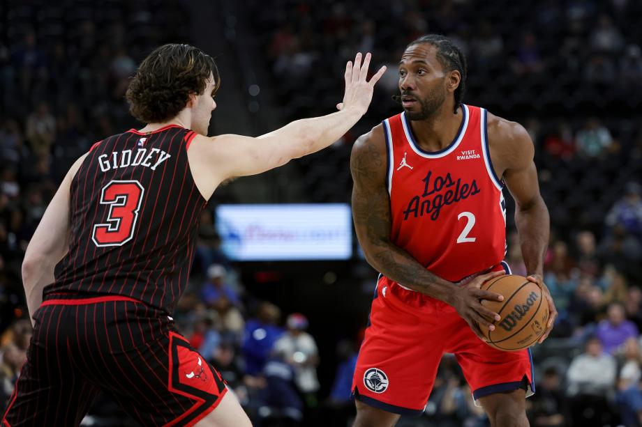 NBA-伦纳德28分喜迎里程碑 快船主场轻取公牛