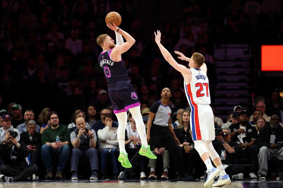 哈里斯18分迪温琴佐22分 活塞客场大胜森林狼