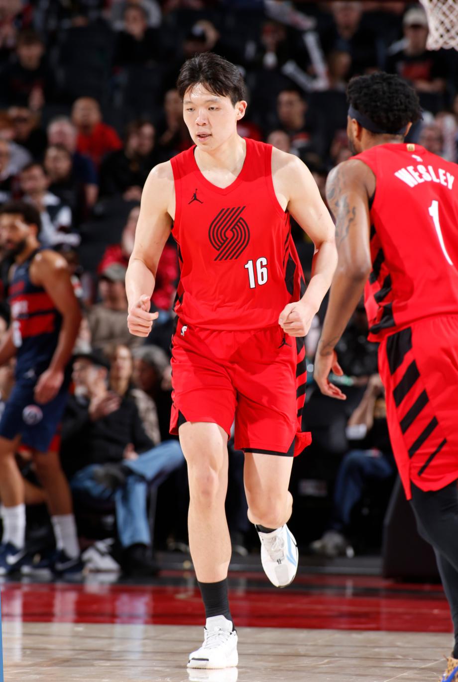 杨瀚森6分4篮板阿夫迪亚20+7 开拓者轻取奇才