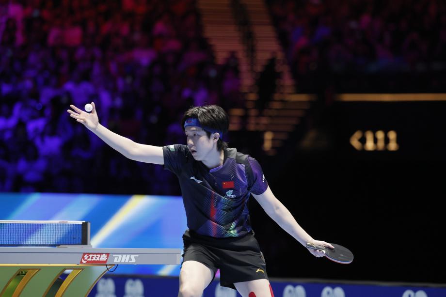 [图]王楚钦4-3逆转松岛辉空 首夺单打全国杯男单冠军星空app下载